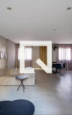 Apartamento à venda com 37m², 2 quartos e sem vagaÁrea comum