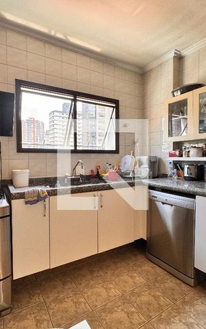 Apartamento à venda com 150m², 4 quartos e 2 vagasCozinha