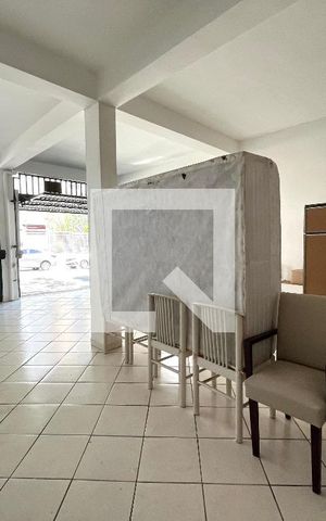 Casa para alugar com 70m², 2 quartos e 2 vagas Casa para alugar com 70m², 2 quartos e 2 vagasGaragem
