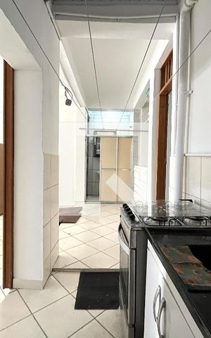 Casa para alugar com 70m², 2 quartos e 2 vagas Casa para alugar com 70m², 2 quartos e 2 vagasCozinha