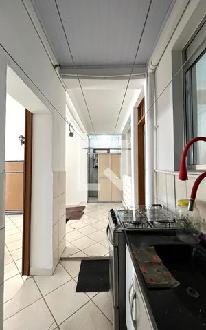 Casa para alugar com 70m², 2 quartos e 2 vagas Casa para alugar com 70m², 2 quartos e 2 vagasCozinha