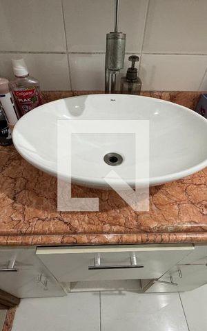 Apartamento à venda com 130m², 3 quartos e 3 vagas Apartamento à venda com 130m², 3 quartos e 3 vagasBanheiro Social