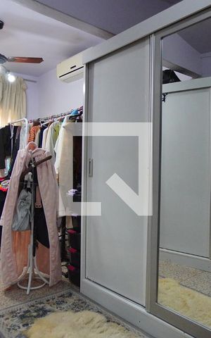 Casa à venda com 250m², 4 quartos e 1 vagaQuarto 4 - Segundo Andar