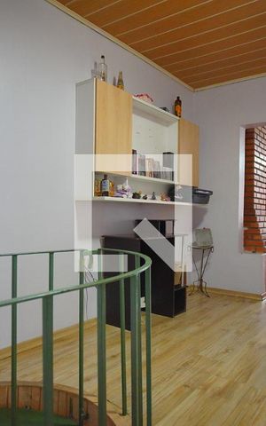 Casa à venda com 250m², 4 quartos e 1 vagaHall - Segundo Andar