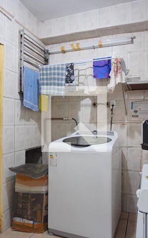 Casa à venda com 250m², 4 quartos e 1 vagaLavanderia