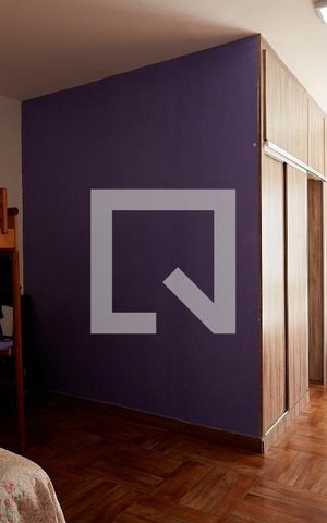 Casa à venda com 280m², 6 quartos e 2 vagasQuarto 
