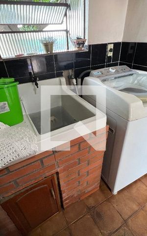 Casa à venda com 80m², 2 quartos e 2 vagasÁrea de Serviço