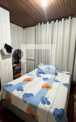 Casa à venda com 80m², 2 quartos e 2 vagasQuarto 1