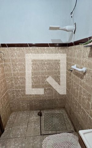 Casa à venda com 80m², 2 quartos e 2 vagasBanheiro