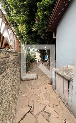Casa à venda com 80m², 2 quartos e 2 vagasQuintal