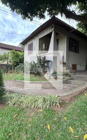 Casa à venda com 80m², 2 quartos e 2 vagasFachada Dianteira