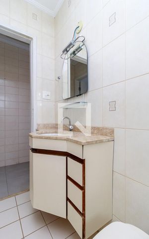 Apartamento para alugar com 72m², 1 quarto e sem vagaBanheiro
