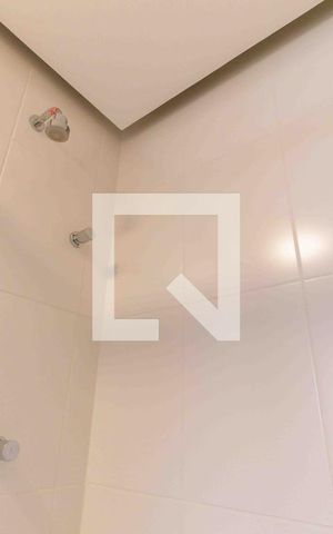 Apartamento à venda com 144m², 3 quartos e 2 vagas Apartamento à venda com 144m², 3 quartos e 2 vagasBanheiro Social