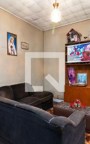 Casa à venda com 220m², 3 quartos e 3 vagasSala