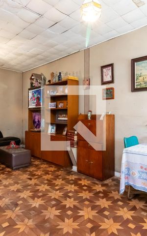 Casa à venda com 220m², 3 quartos e 3 vagasSala