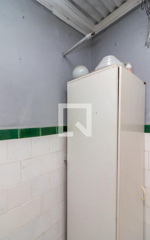 Casa à venda com 220m², 3 quartos e 3 vagasÁrea de Serviço