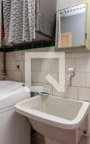 Casa à venda com 220m², 3 quartos e 3 vagasÁrea de Serviço