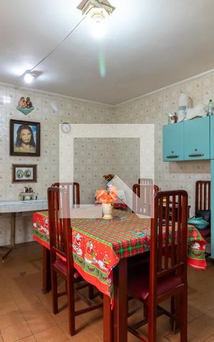 Casa à venda com 220m², 3 quartos e 3 vagasCozinha