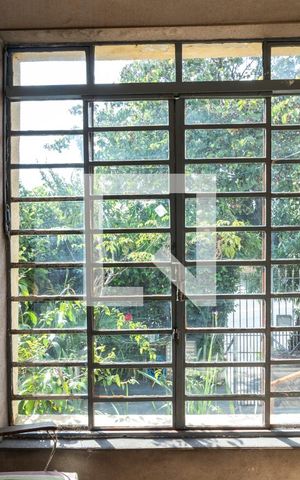 Casa à venda com 220m², 3 quartos e 3 vagasSala