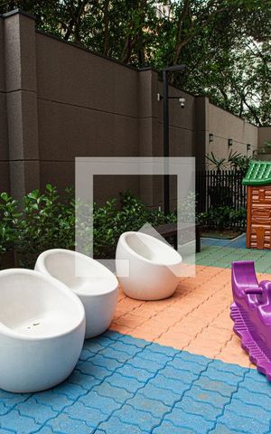 Apartamento à venda com 38m², 2 quartos e sem vaga Apartamento à venda com 38m², 2 quartos e sem vagaÁrea comum - Playground