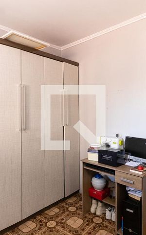 Casa à venda com 300m², 4 quartos e 4 vagas Casa à venda com 300m², 4 quartos e 4 vagasQuarto da Casa 2