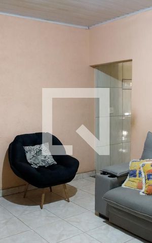 Casa à venda com 252m², 7 quartos e 3 vagas Casa à venda com 252m², 7 quartos e 3 vagassala