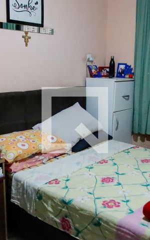 Casa à venda com 252m², 7 quartos e 3 vagas Casa à venda com 252m², 7 quartos e 3 vagasQuarto 2