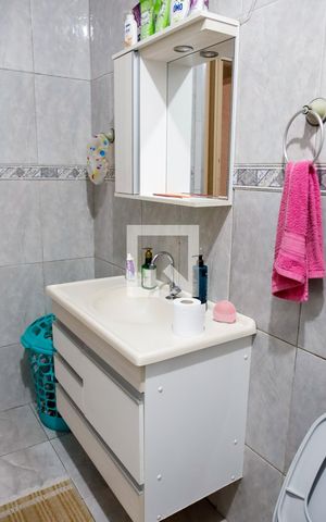 Casa à venda com 252m², 7 quartos e 3 vagas Casa à venda com 252m², 7 quartos e 3 vagasBanheiro