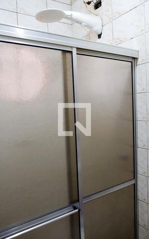Casa à venda com 252m², 7 quartos e 3 vagas Casa à venda com 252m², 7 quartos e 3 vagascasa 4 /Banheiro