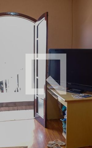 Casa à venda com 252m², 7 quartos e 3 vagas Casa à venda com 252m², 7 quartos e 3 vagascasa 4