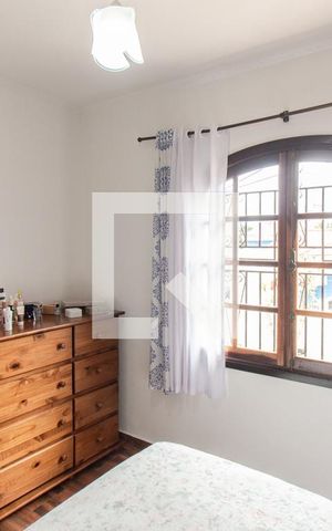 Casa à venda com 450m², 3 quartos e 6 vagas Casa à venda com 450m², 3 quartos e 6 vagasSuíte 3