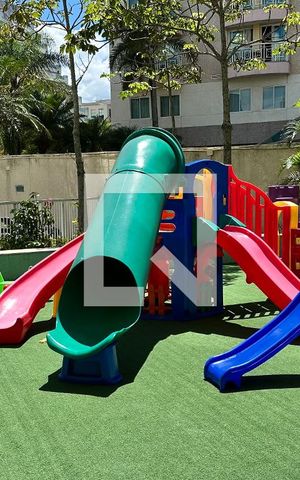 Apartamento para alugar com 99m², 2 quartos e 1 vaga Apartamento para alugar com 99m², 2 quartos e 1 vagaÁrea comum - Playground