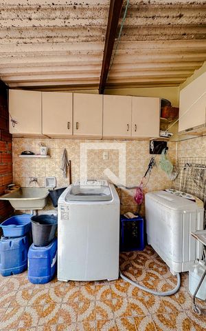 Casa à venda com 173m², 4 quartos e 4 vagasÁrea de Serviço
