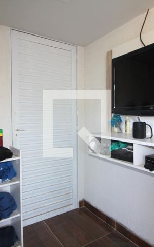 Studio para alugar com 84m², 1 quarto e sem vagaQuarto