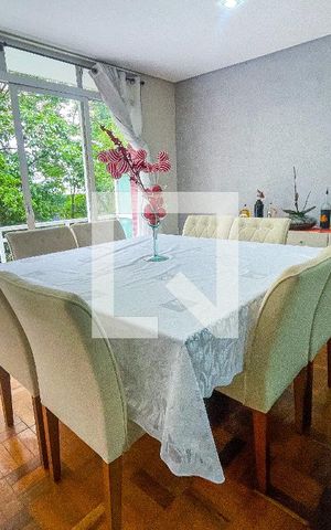 Apartamento à venda com 144m², 3 quartos e 1 vaga Apartamento à venda com 144m², 3 quartos e 1 vagaSala