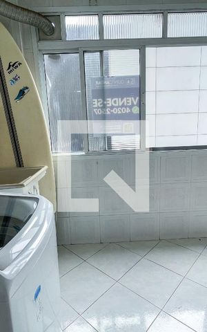 Apartamento à venda com 144m², 3 quartos e 1 vaga Apartamento à venda com 144m², 3 quartos e 1 vagaLavanderia