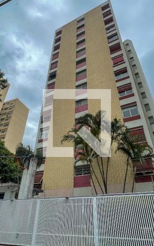 Apartamento à venda com 144m², 3 quartos e 1 vaga Apartamento à venda com 144m², 3 quartos e 1 vagaFachada