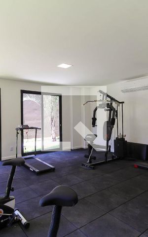 Studio à venda com 27m², 1 quarto e sem vaga Studio à venda com 27m², 1 quarto e sem vagaAcademia