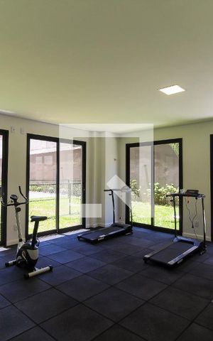 Studio à venda com 27m², 1 quarto e sem vaga Studio à venda com 27m², 1 quarto e sem vagaAcademia