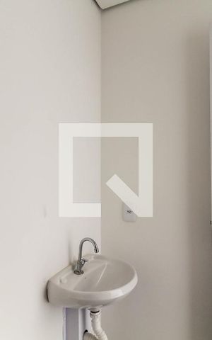 Studio à venda com 27m², 1 quarto e sem vaga Studio à venda com 27m², 1 quarto e sem vagaBanheiro