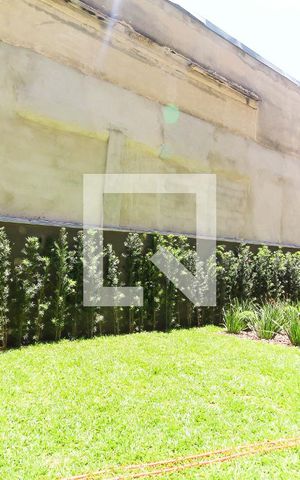 Studio à venda com 27m², 1 quarto e sem vaga Studio à venda com 27m², 1 quarto e sem vagaEspaço Gourmet