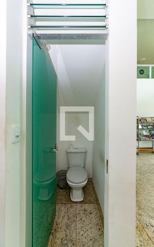 Casa à venda com 460m², 4 quartos e 8 vagas Casa à venda com 460m², 4 quartos e 8 vagasLavabo 1