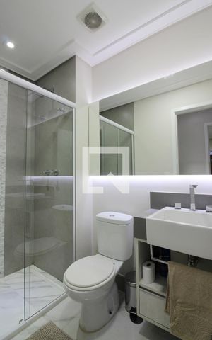 Apartamento para alugar com 70m², 2 quartos e 2 vagasBanheiro Social