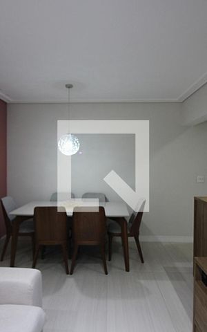 Apartamento para alugar com 70m², 2 quartos e 2 vagasSala