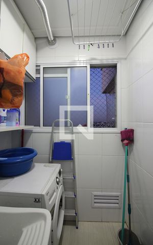 Apartamento para alugar com 70m², 2 quartos e 2 vagasÁrea de Serviço