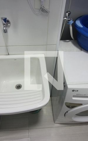 Apartamento para alugar com 70m², 2 quartos e 2 vagasÁrea de Serviço