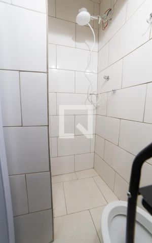 Studio para alugar com 22m², 1 quarto e sem vaga Studio para alugar com 22m², 1 quarto e sem vagaBanheiro