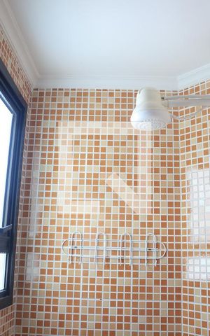 Apartamento para alugar com 80m², 3 quartos e 2 vagasBanheiro de Serviço