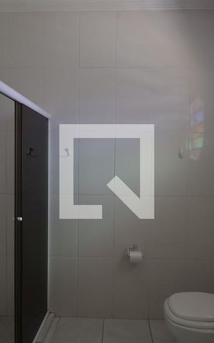 Casa à venda com 587m², 3 quartos e 2 vagasBanheiro da Suíte