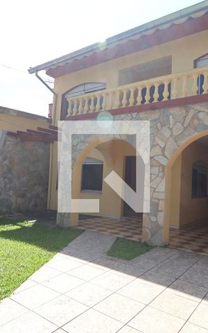 Casa à venda com 587m², 3 quartos e 2 vagasÁrea externa